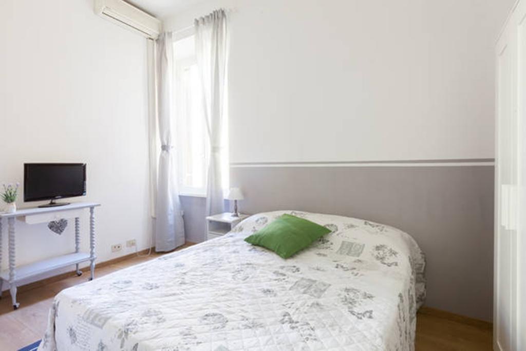 Domus Merulana Bed And Breakfast Acomodação com café da manhã 